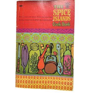 VTG 1967 The Spice Islands Cookbook SIGNED soft cover spice chart included